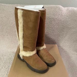 UGG Sunburst Tall